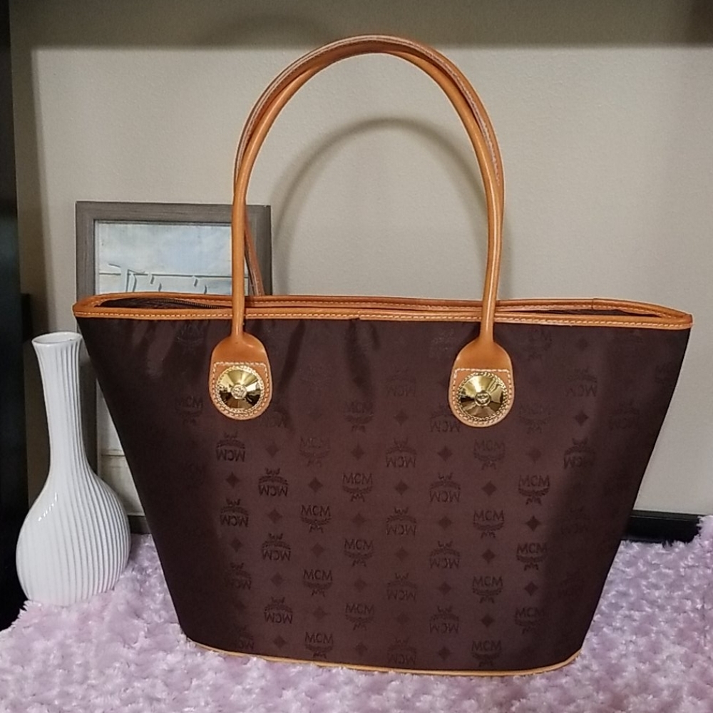 MCM zipped tote